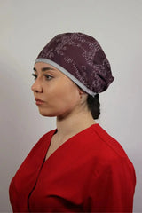 Gránátvörös uniszex orvosi sapka – sebészeti sapka álcázó mintával