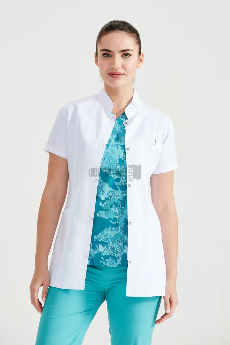 Fehér laboratóriumi köpeny - Női - Dr. Tunica Summer